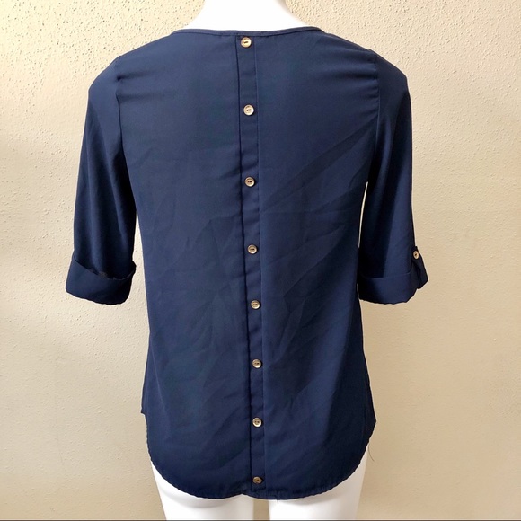 3/$15  A’gaci navy blouse with back button… - Picture 4 of 4